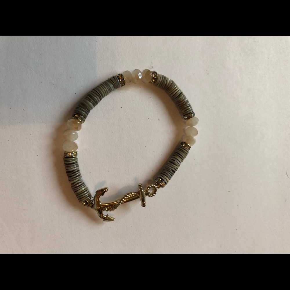 shell and anchor bracelet